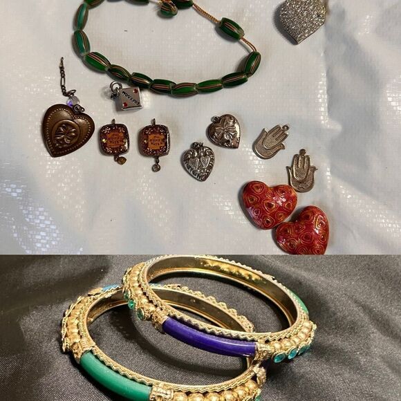 Jewelry lot for rehab; charms, Venetian watermelon beads, hearts, bangles - Picture 3 of 14